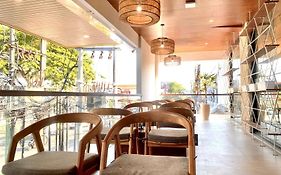 Kuta Majesty Hotel By Urban Styles